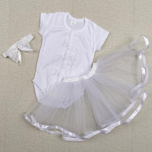 Комплект для крещения с юбкой для девочки PaMaYa 1-101-1 68 см  белый