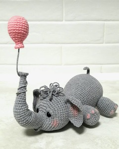 Слоник з шаром