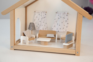 Деревянный мини кукольный домик с мебелью гостиная
