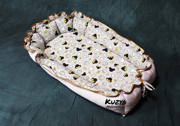 Кокон-гніздечко для новонароджених Міні Маус з жовтими бантиками на сірому 0-18 міс. Kuzya Production №2 №2
