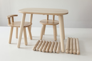 Комплект стол и 2 стула детских 2-4 года с дополнительными ножками, натуральный бук